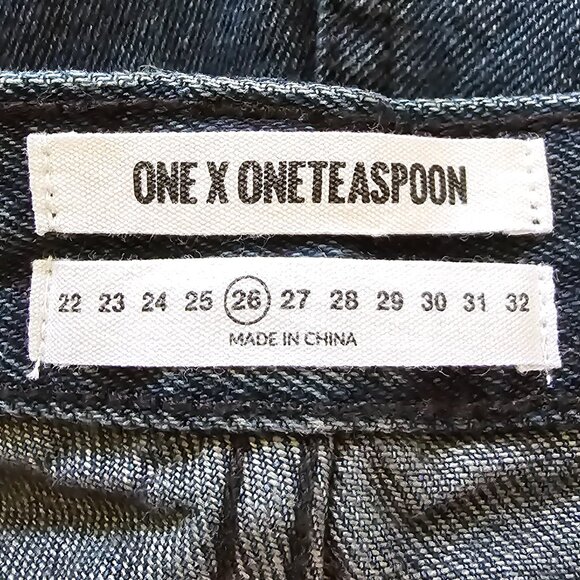 One Teaspoon Distressed Cut Off Fox Black Bandits Denim Jean Shorts - Picture 13 of 14